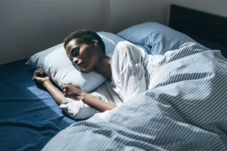 7 Ways Sleep Affects Your Weight and Skin