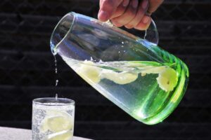 Is Drinking Hot Water Really Detoxing Your Body